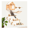 Khu vực phiêu lưu gắn trên tường của Furry Friend